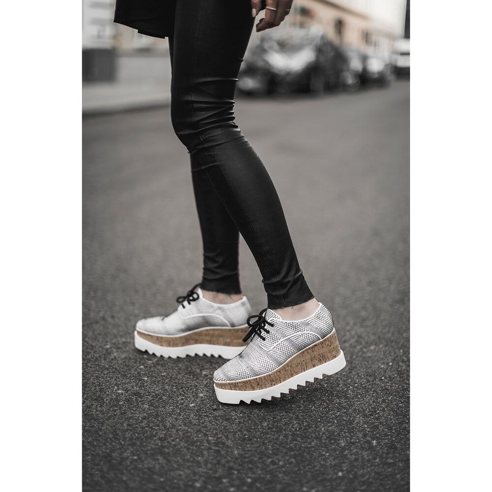 Stella McCartney Faux Leather Elyse Platform Sneaker Black/White Women's Size 38